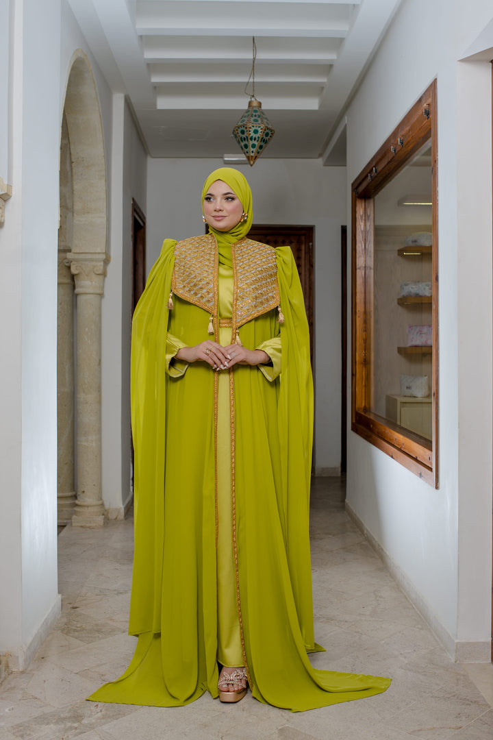 Abeya et Fond de Robe Vert